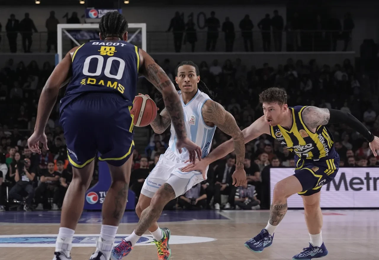 Türk Telekom Fenerbahçe Beko maç skoru kaç kaç? Lider durdurulamıyor