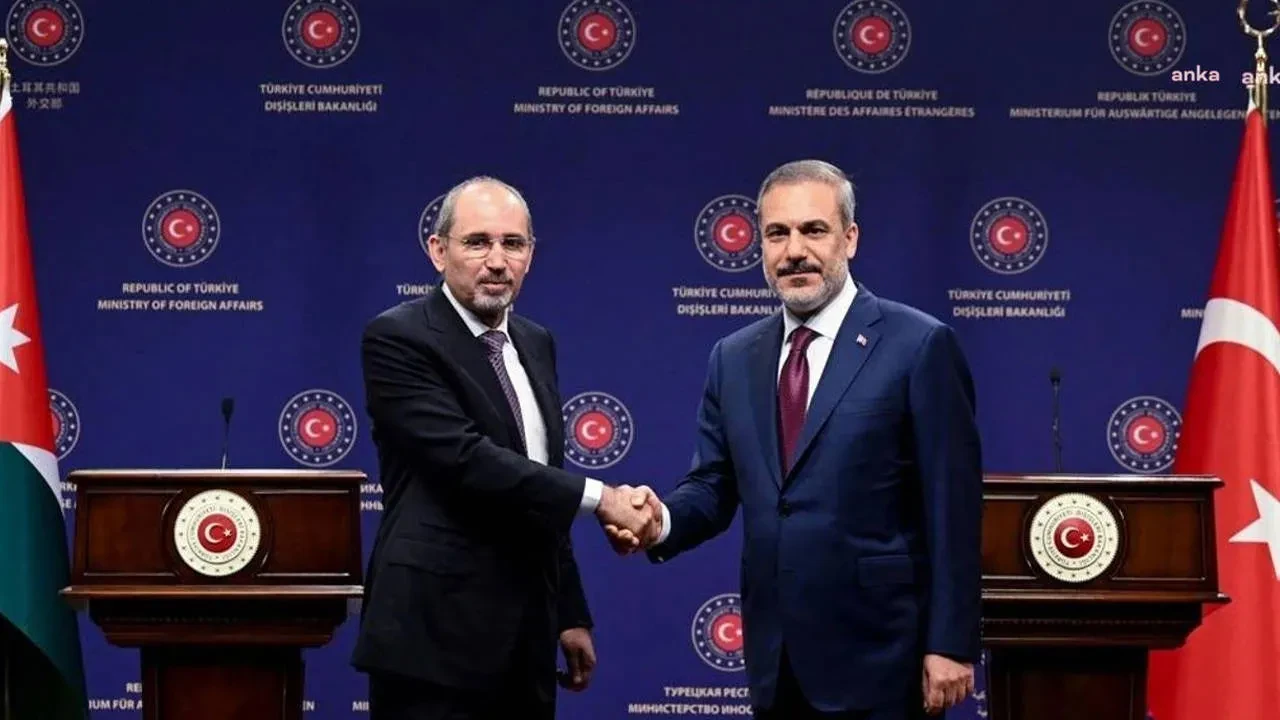 Dışişleri Bakanı Hakan Fidan, Ürdünlü mevkidaşı Safadi ile telefonda görüştü