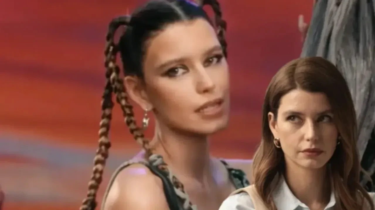 Engin Akyürek, Beren Saat'in şarkıcılık performansını değerlendirdi 