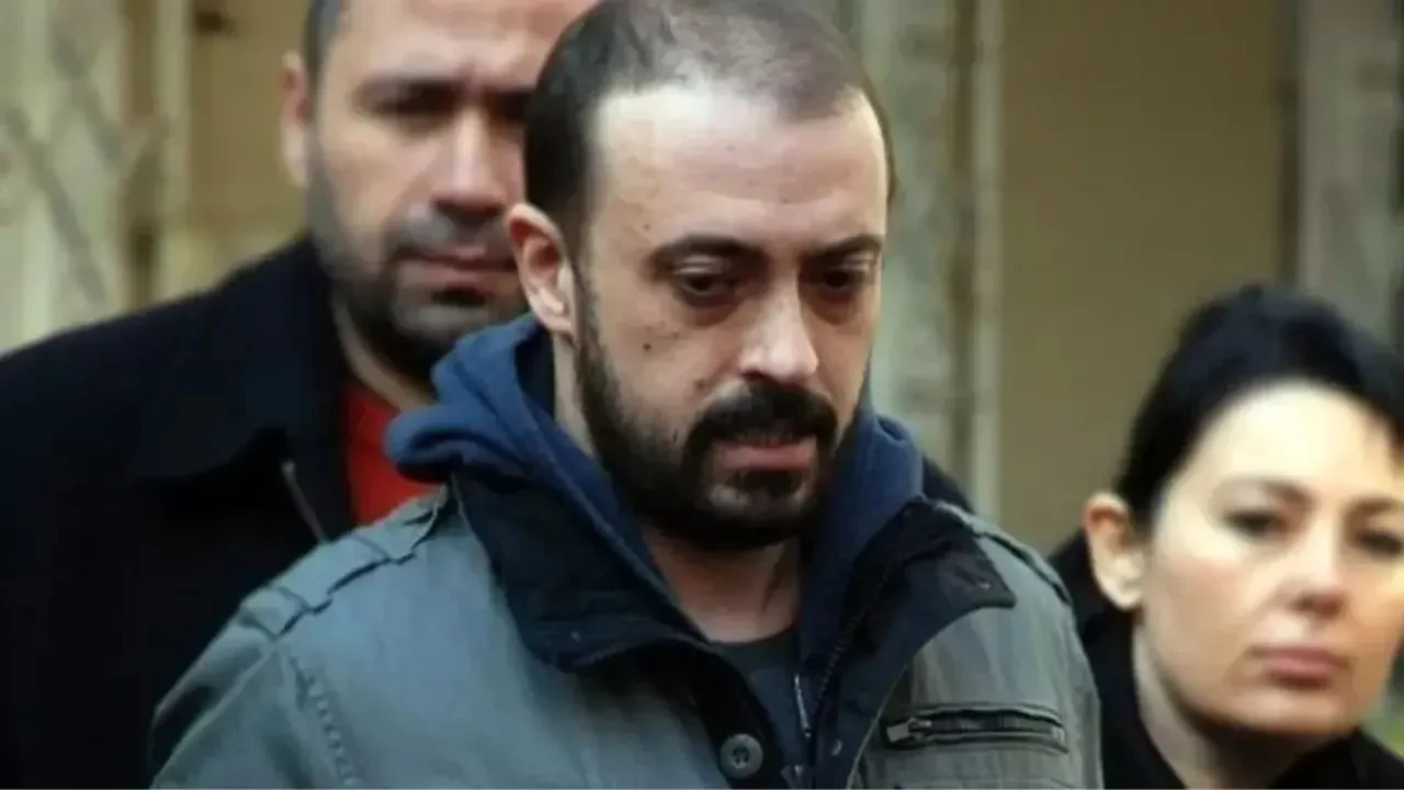 Kerem Altan kimdir, kimin oğlu? Kerem Altan Defne Joy Foster’in neyi oluyor?