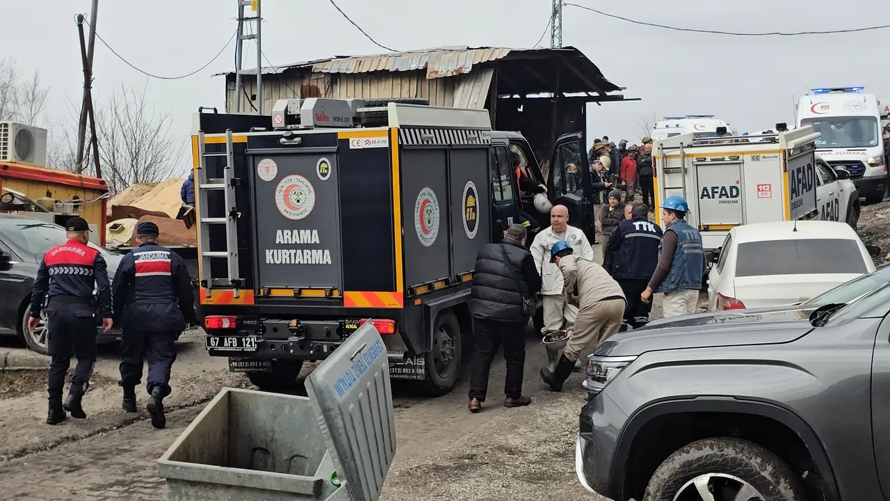 Zonguldak'ta maden ocağında göçük! 3 işçiden biri kurtarıldı: Çalışmalar sürüyor