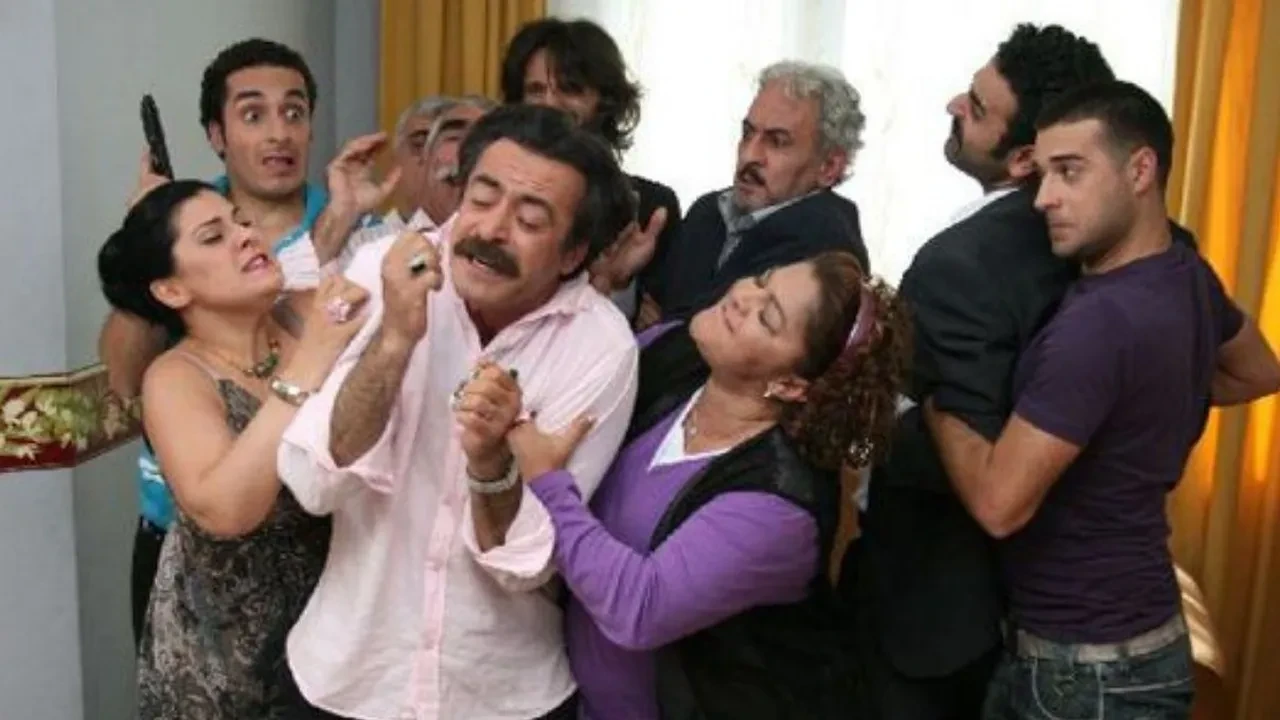 Akasya Durağı Sinan kim olacak? Levent Ülgen yeni Akasya Durağı dizisine gelecek mi?