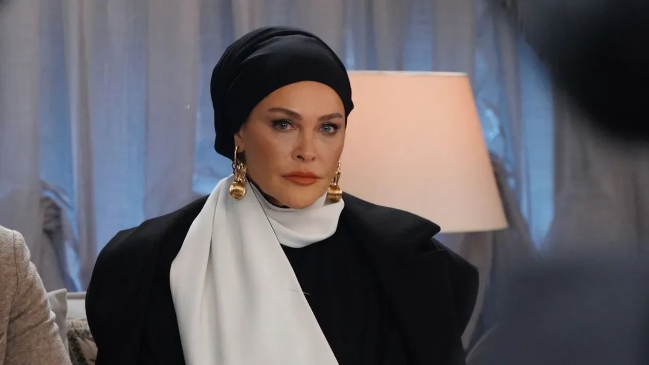 Aynı Yağmurun Altında dizisine yeni senarist! Fenomen dizi Yalı Çapkını’nı kaleme almıştı