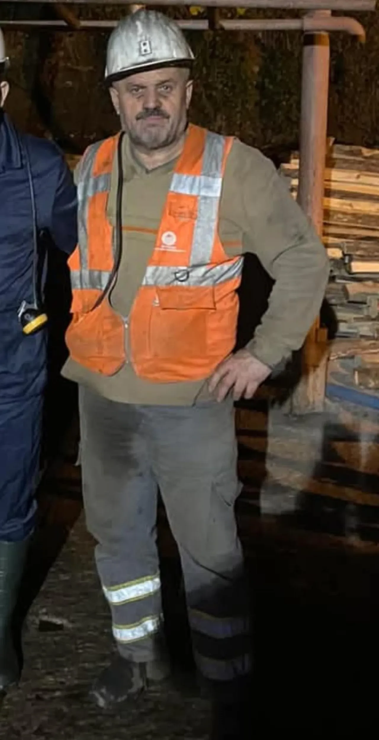 Çizmeleriyle son görüntüsü: Madencinin cenazesi iç acıttı