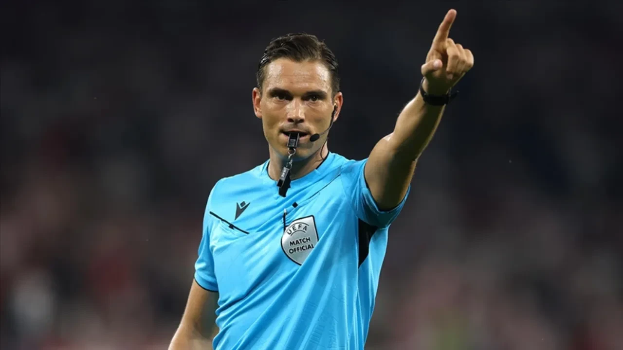 Fenerbahçe - Nottingham Forest maçının hakemi belli oldu!