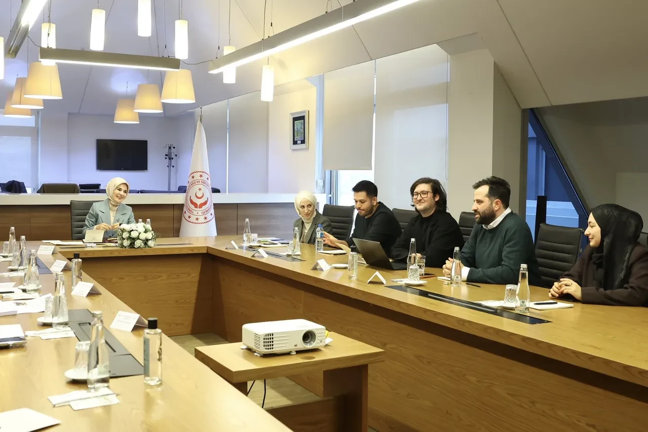 Oyun içerik üreticileriyle kritik buluşma: Düzenleme masada