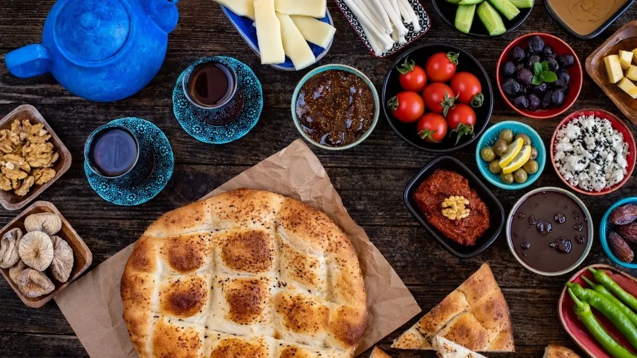 Sahurda tüketin oruç boyunca acıkmayın! İşte yoğurt karışımı