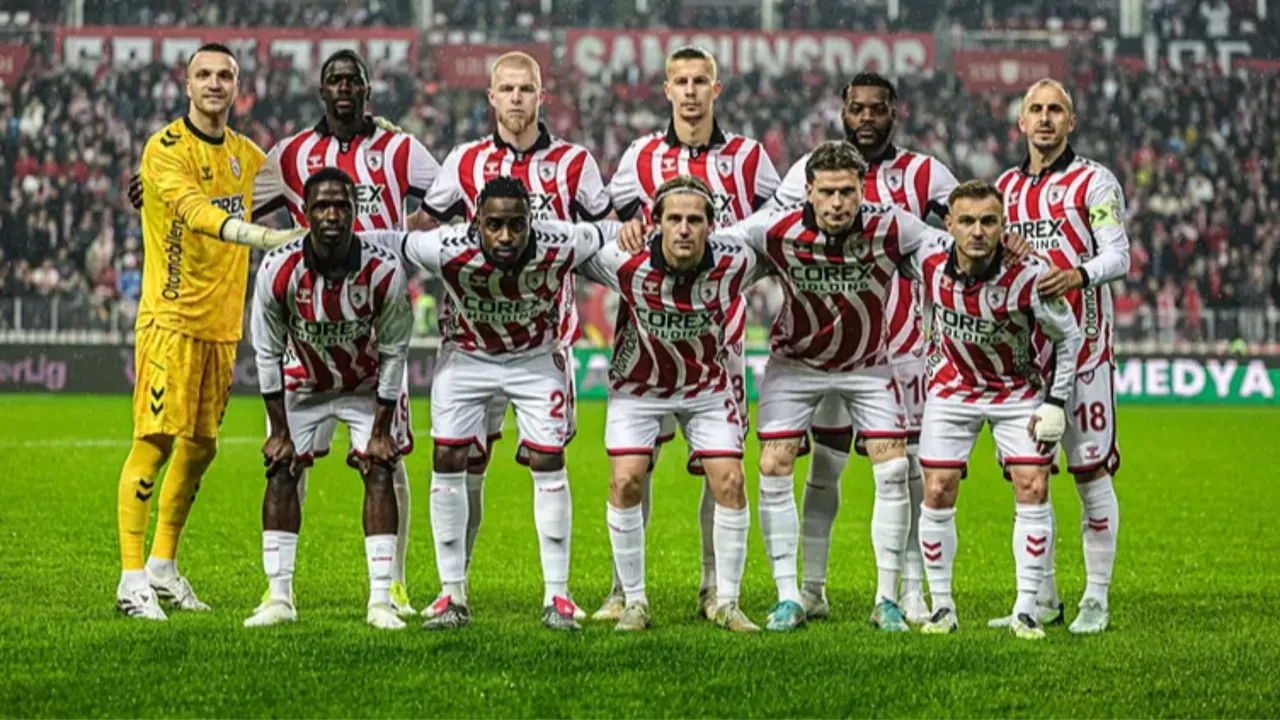 Süper Lig'de kartlar yeniden dağıtıldı! Yapay zeka, şampiyonluk oranlarını açıkladı