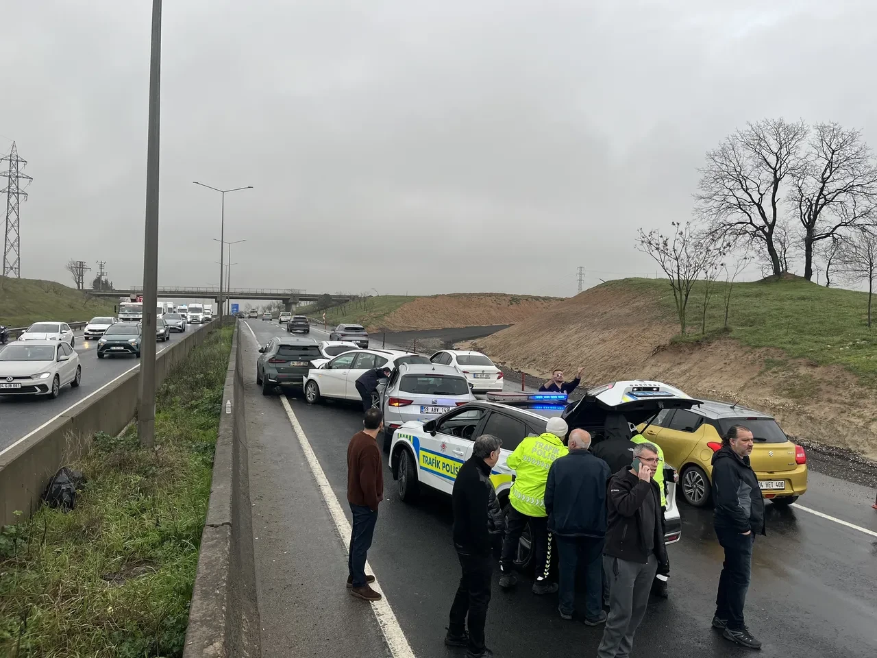 Tekirdağ'da 4 aracın karıştığı zincirleme kaza