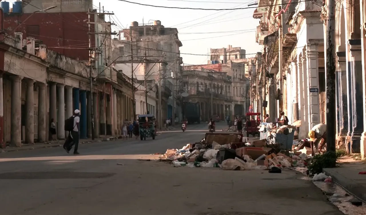 Yakıt tükendi, ülke krize sürüklendi! Küba çöplüğe döndü