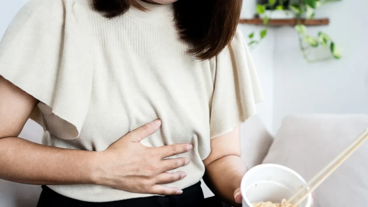 Yemekten sonra karnınız şişiyorsa dikkat! Diyetisyen Büşra Çalışkan’dan doğal çözüm