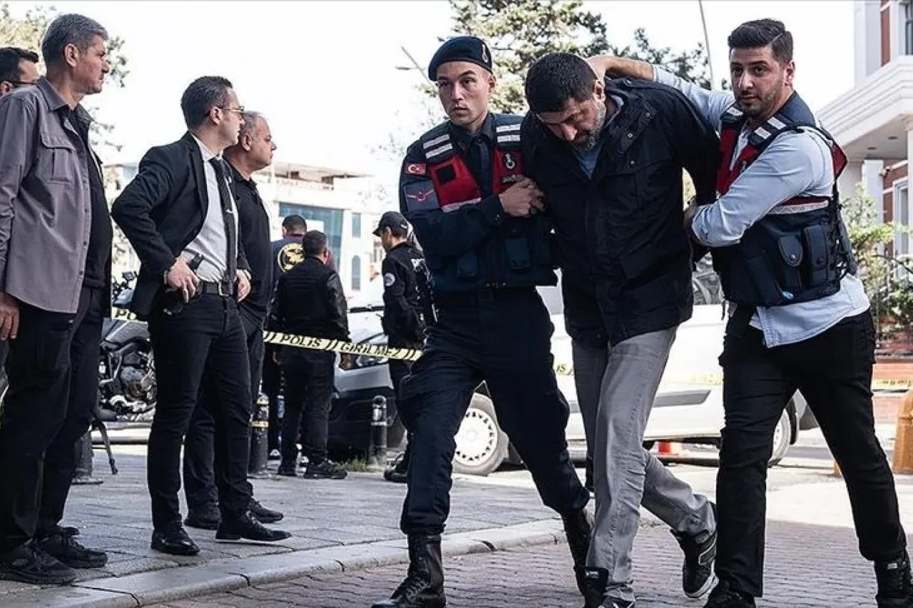 "Yenidoğan Çetesi" davasını açan savcıyı tehdit etmişti! Cezası belli oldu