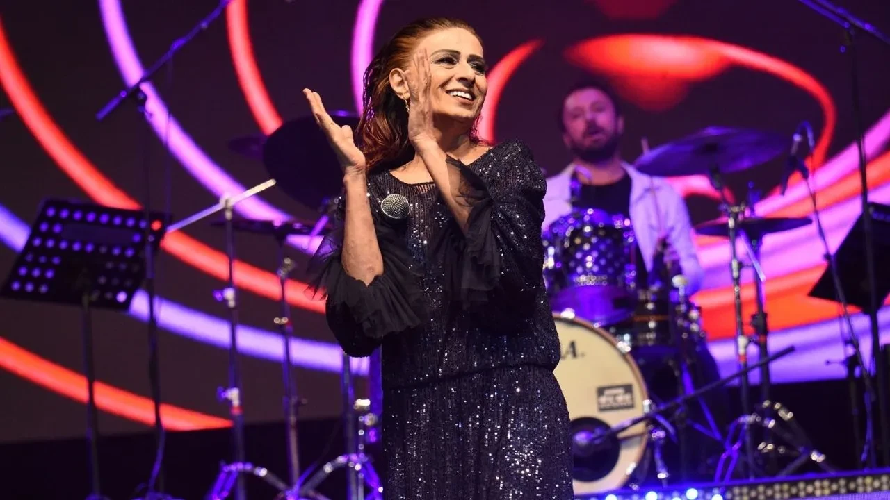 Yıldız Tilbe’den Gazze’ye anlamlı yardım! 12 bin kişiye iftar verecek