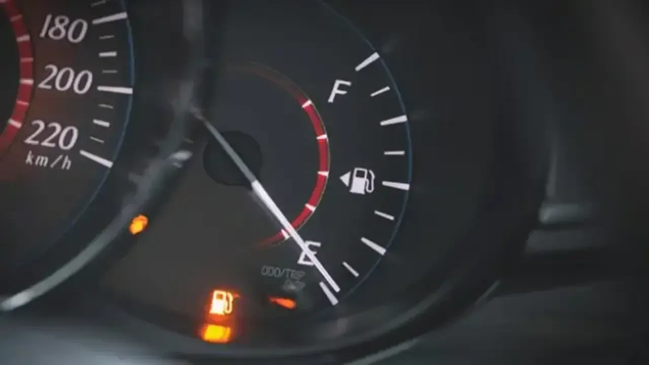 3.3 litre benzinle 100 km! Yakıtı koklayan hibrit görücüye çıktı