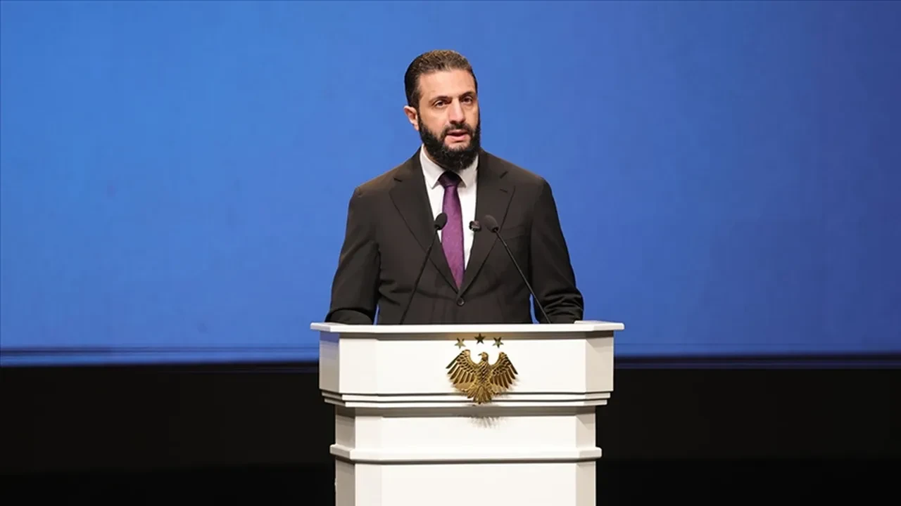 Ahmed Şara imzaladı! Suriye'de genel af ilan edildi: 4 suç harici tüm hükümlüler serbest