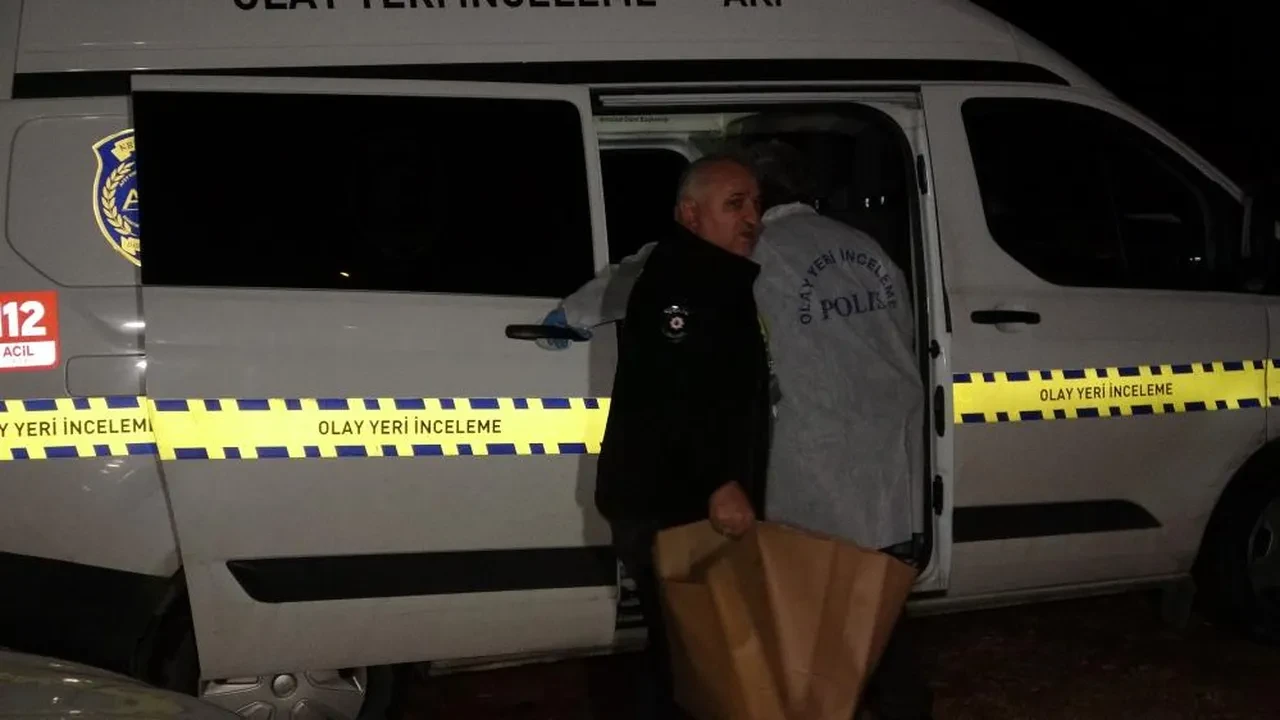 Antalya'da cinayet! İnternetten tanıştığı arkadaşı tarafından bıçaklanarak öldürüldü