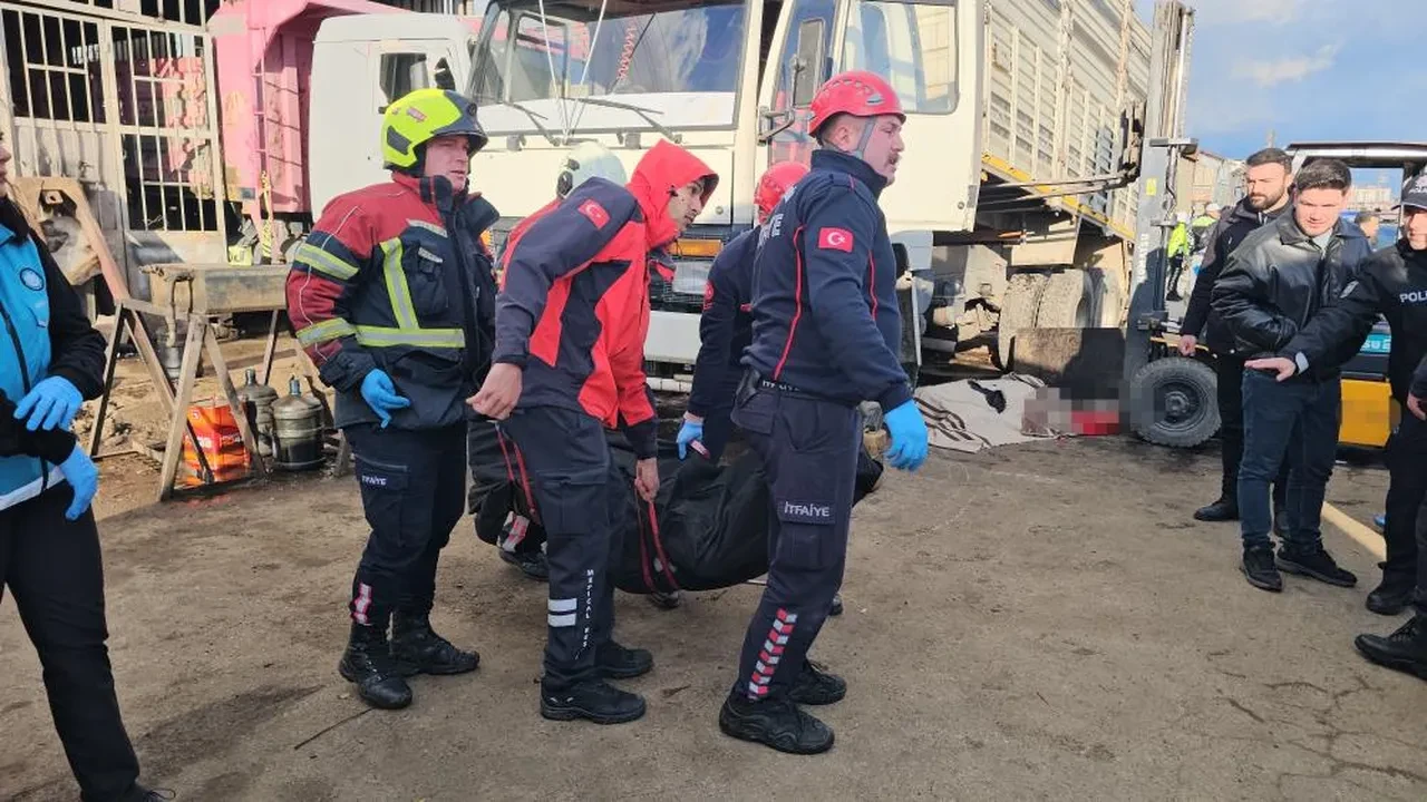 Aydın'da kamyon kasası tamiri faciayla bitti: 2 ölü, 1 yaralı 