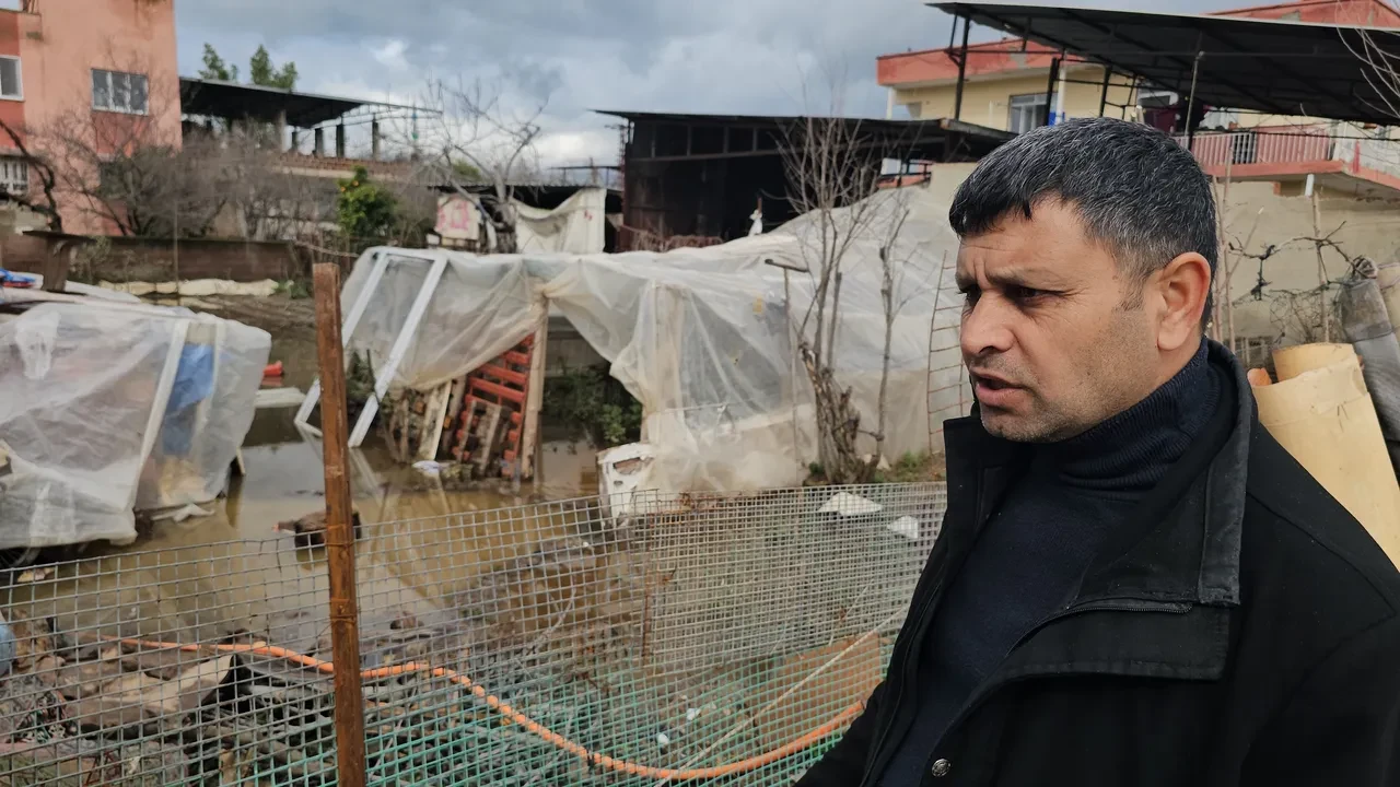 Aydın'da sağanak yağış hayatı felç etti! Nazilli'de mahalle sular altında kaldı