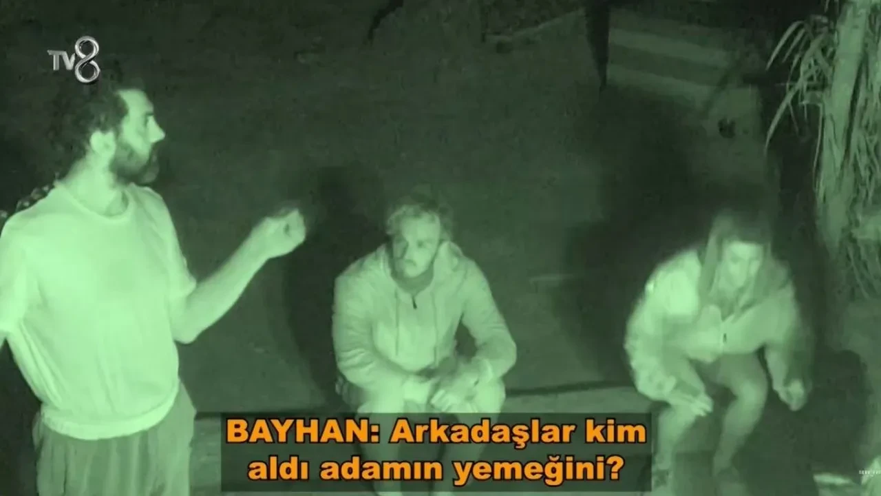 Bayhan Sherlock Holmes gibi iz sürüyor! Survivor 2026’da yapım ekibinin yemeğini kim çaldı?