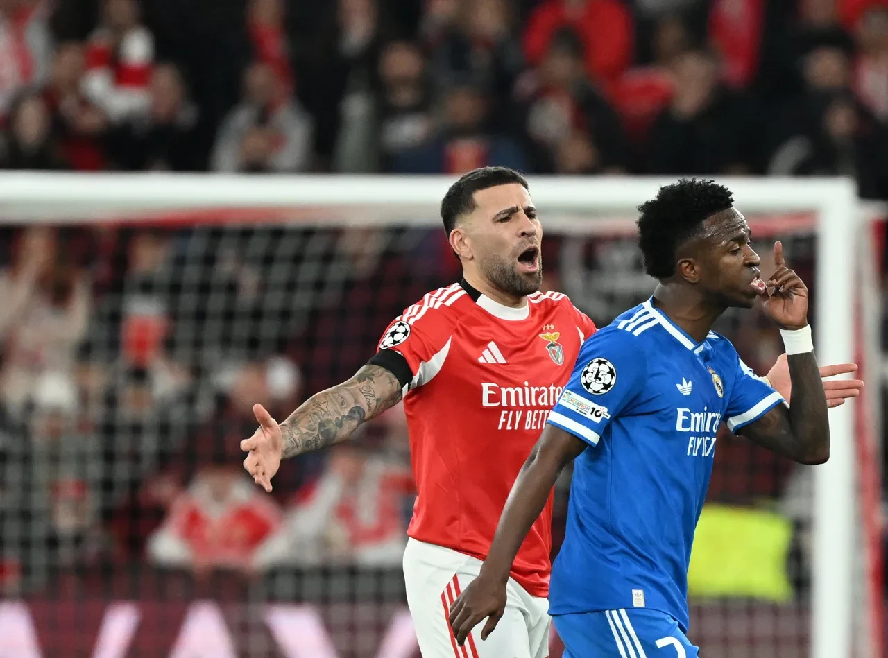 Benfica-Real Madrid maçında ırkçılık skandalı! Vinicius Junior sahayı terk etti, maç 10 dakika durdu