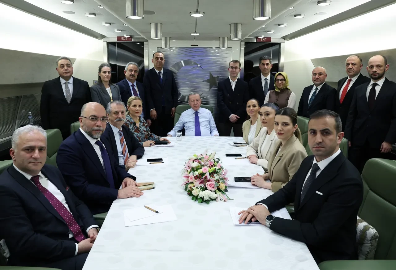 Cumhurbaşkanı Erdoğan'dan nüfus sorunu ile ilgili çarpıcı tespit! 'Alarm durumuna geçmemiz gerekiyor'