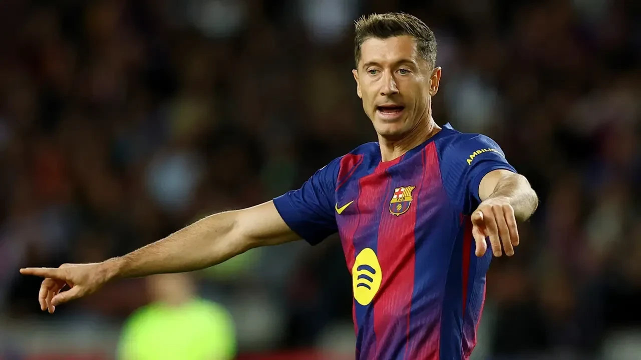 Fenerbahçe'de yüzyılın transfer operasyonu! İspanyollar duyurdu: Dünya yıldızı golcü geliyor!