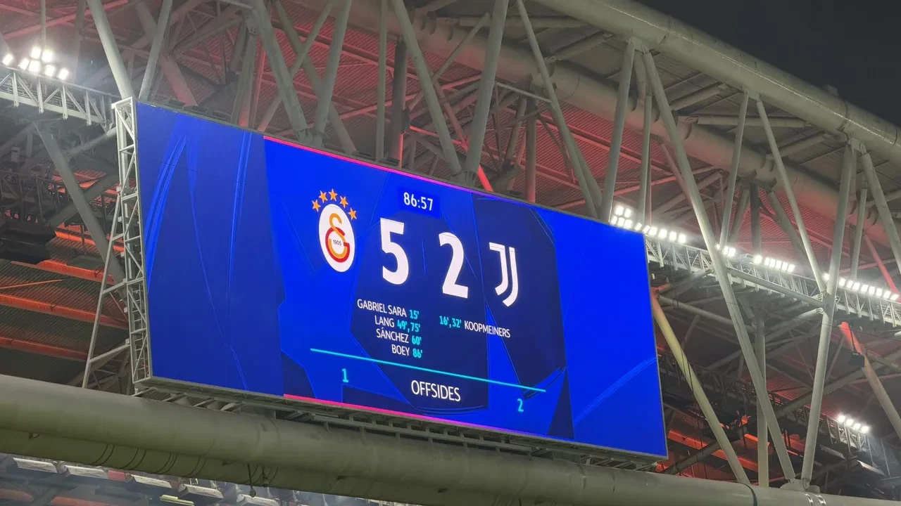 Galatasaray'ın Şampiyonlar Ligi'ndeki tarihi Juventus zaferinden en özel anlar!
