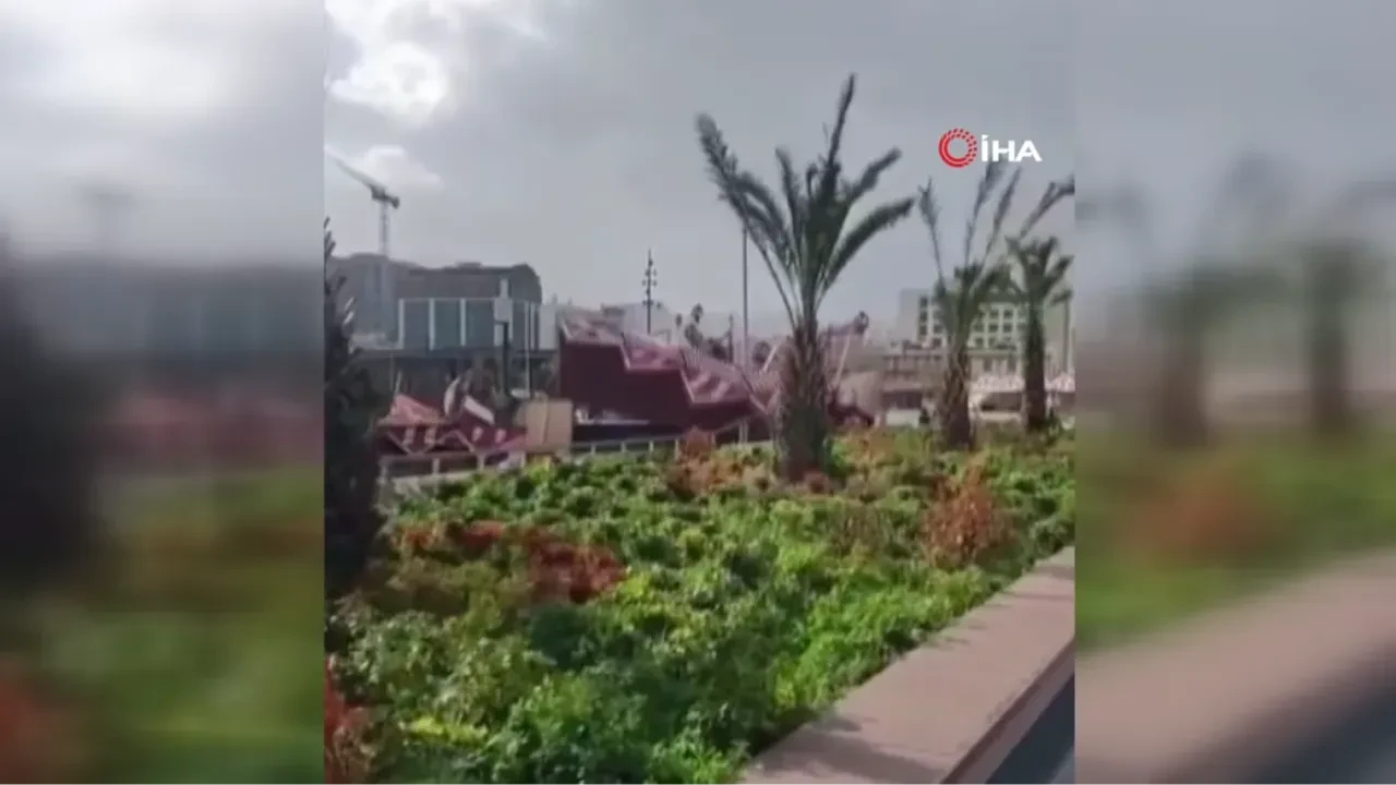 Hatay'da Ramazan çadırları kuvvetli fırtınaya dayanamadı! O anlar kamerada