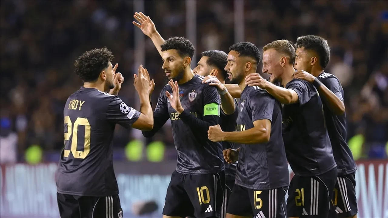 Karabağ Newcastle United maçı hangi kanalda? Canlı maç yayını ile ekranlarda olacak