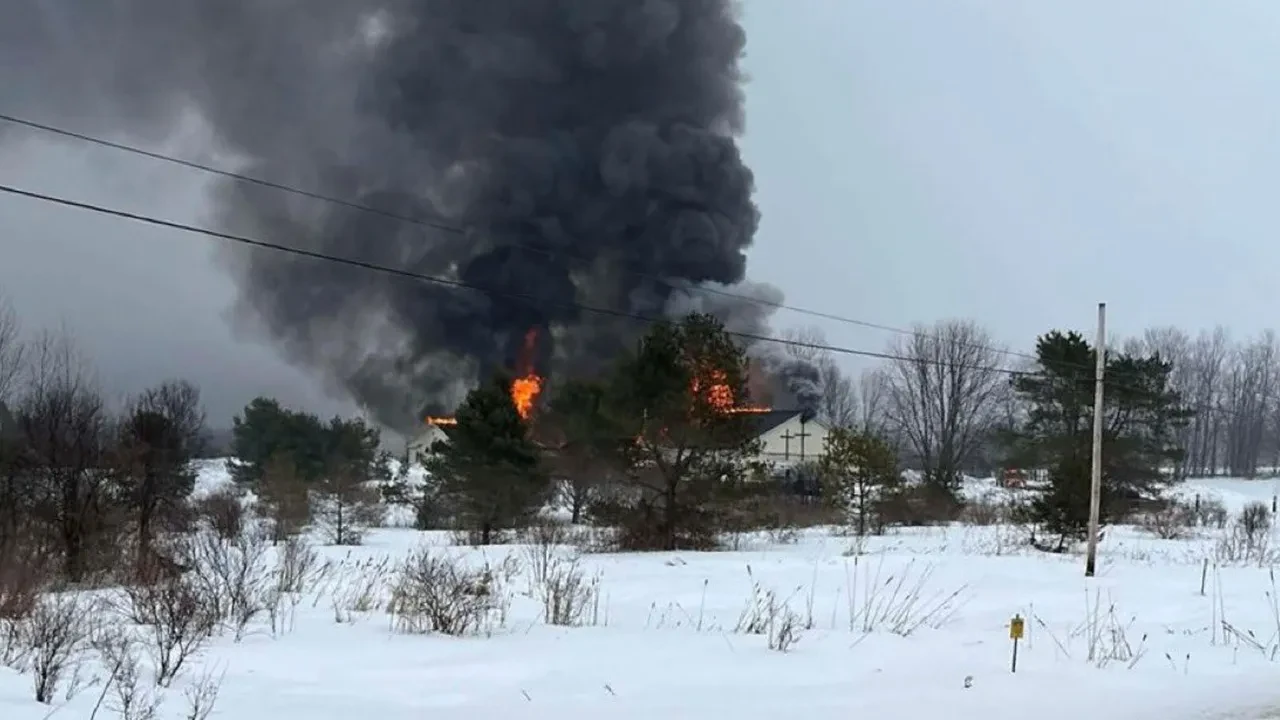 New York'ta kilise havaya uçtu! Çok sayıda yaralı var