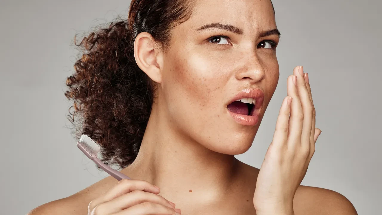 Ramazan’da ağız kokusuna son! Evde hazırlayabileceğiniz doğal sprey