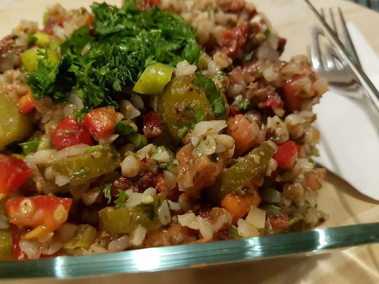 Ramazanda zayıflamak isteyenler için! 2026 iftara özel karabuğday salatası tarifi