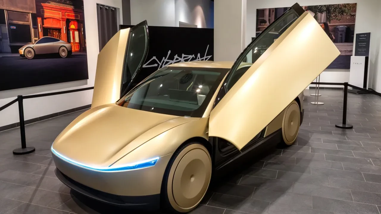 Tesla vergisiz 1 milyon 300 bin TL fiyatlı otomobil satacak: Ne direksiyonu var ne pedalı