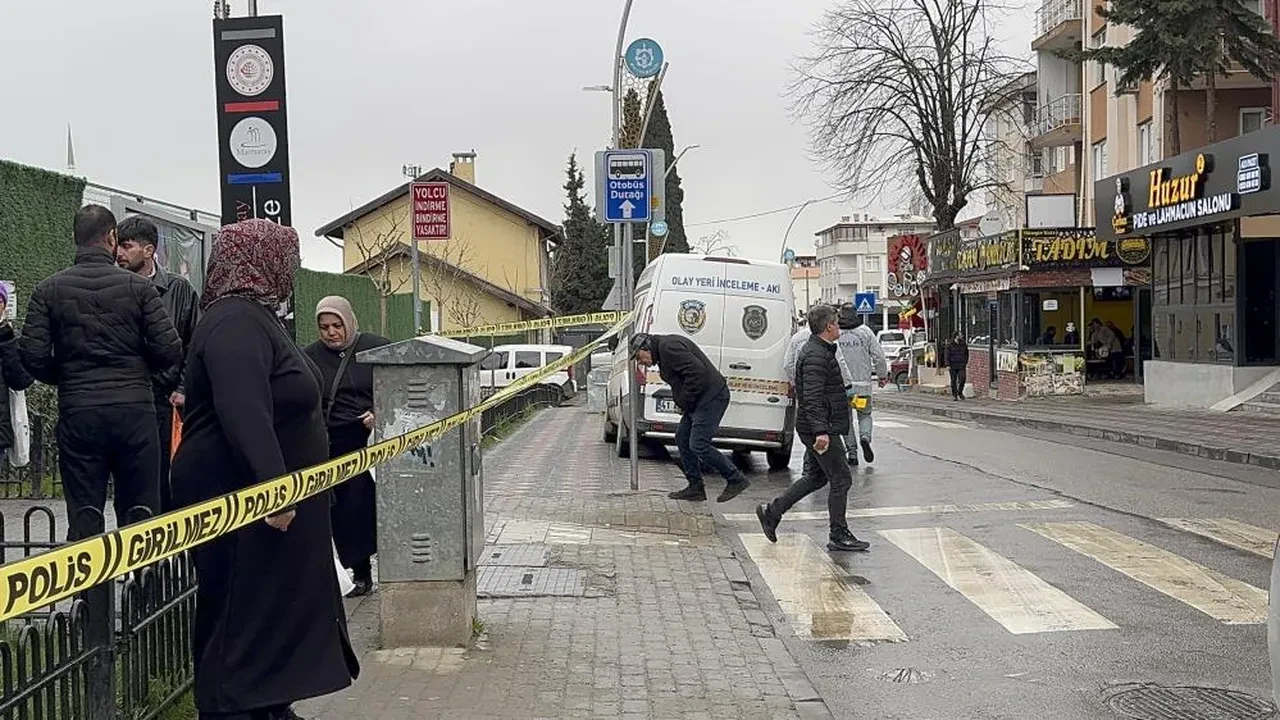 Gebze tren istasyonunda cinayet! Aylin öğretmeni uzaklaştırma aldırdığı eşi katletti
