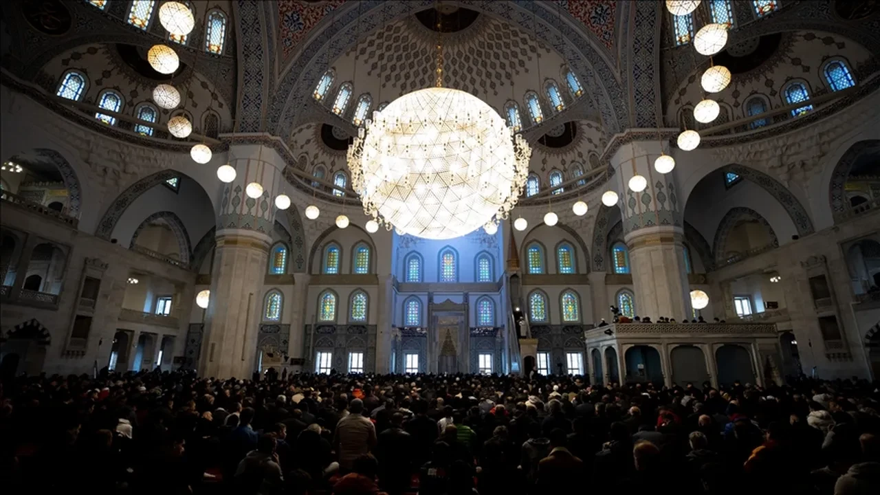 Zonguldak İmsakiyesi 2026! Zonguldak'ta ilk sahur ve iftar ne zaman, saat kaçta? Zonguldak sahur ve iftar vakitleri