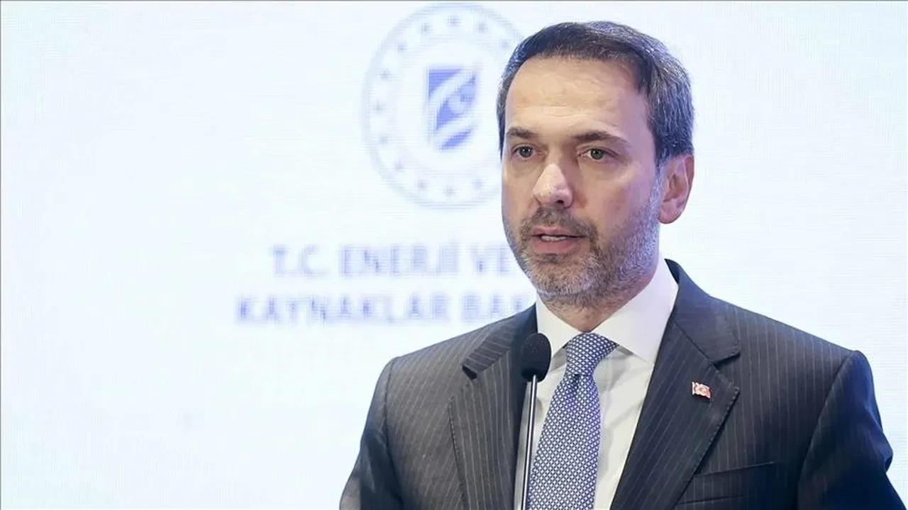 Bakan Bayraktar IEA toplantısında konuştu: Enerji talebi 3 kat artacak