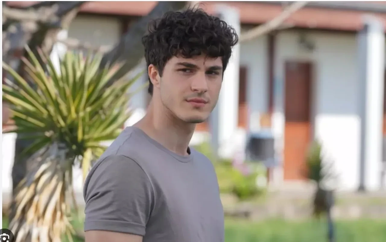 Enes Koçak'tan ayrılan Eylül Tumbar'dan imalı gönderme 