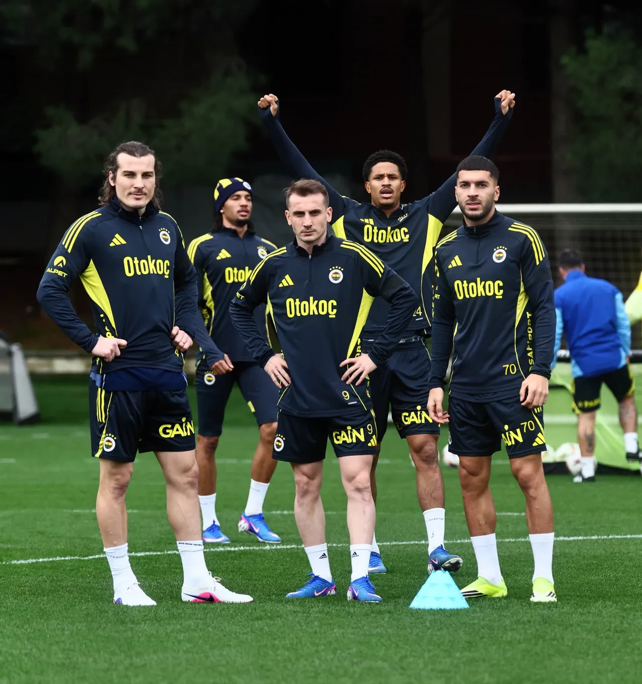 Fenerbahçe Avrupa sahnesinde! Rakip Nottingham Forest: İşte muhtemel 11'ler!