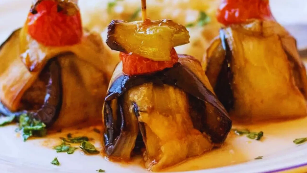 Gelinim Mutfakta'nın menüsü İslim kebabı nasıl yapılır? Fırında lokum gibi pişirmek için tam ölçülü tarif!