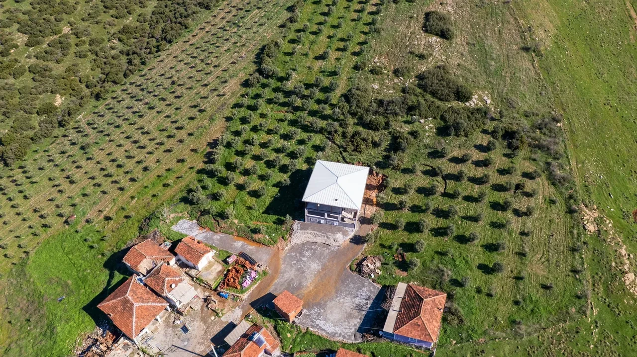 Manisa'da heyelan paniği! 7 ev kullanılamaz hale geldi