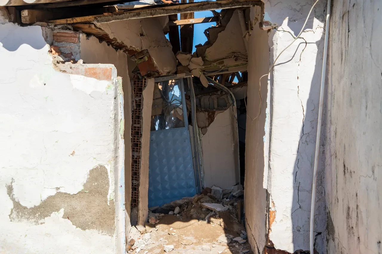 Manisa'da heyelan paniği! 7 ev kullanılamaz hale geldi