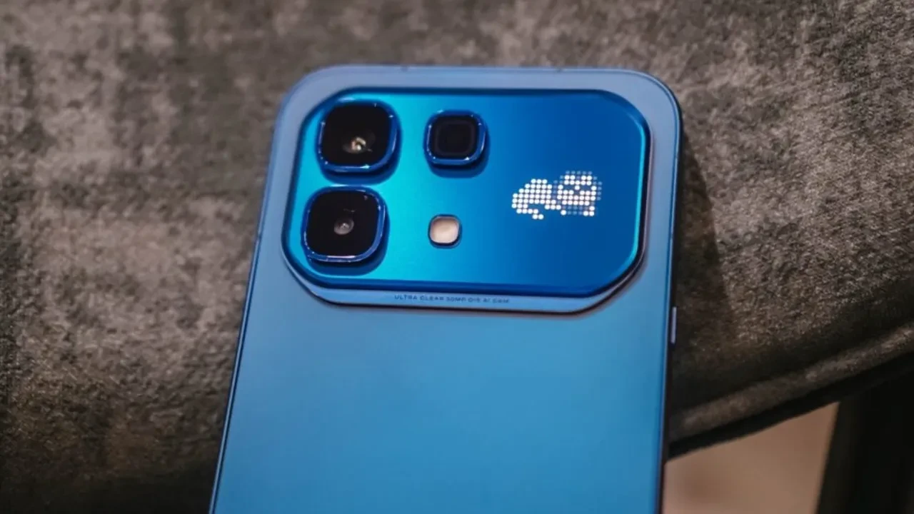 Sadece 30 saniyede kalp atış hızını ölçen akıllı telefon tanıtıldı