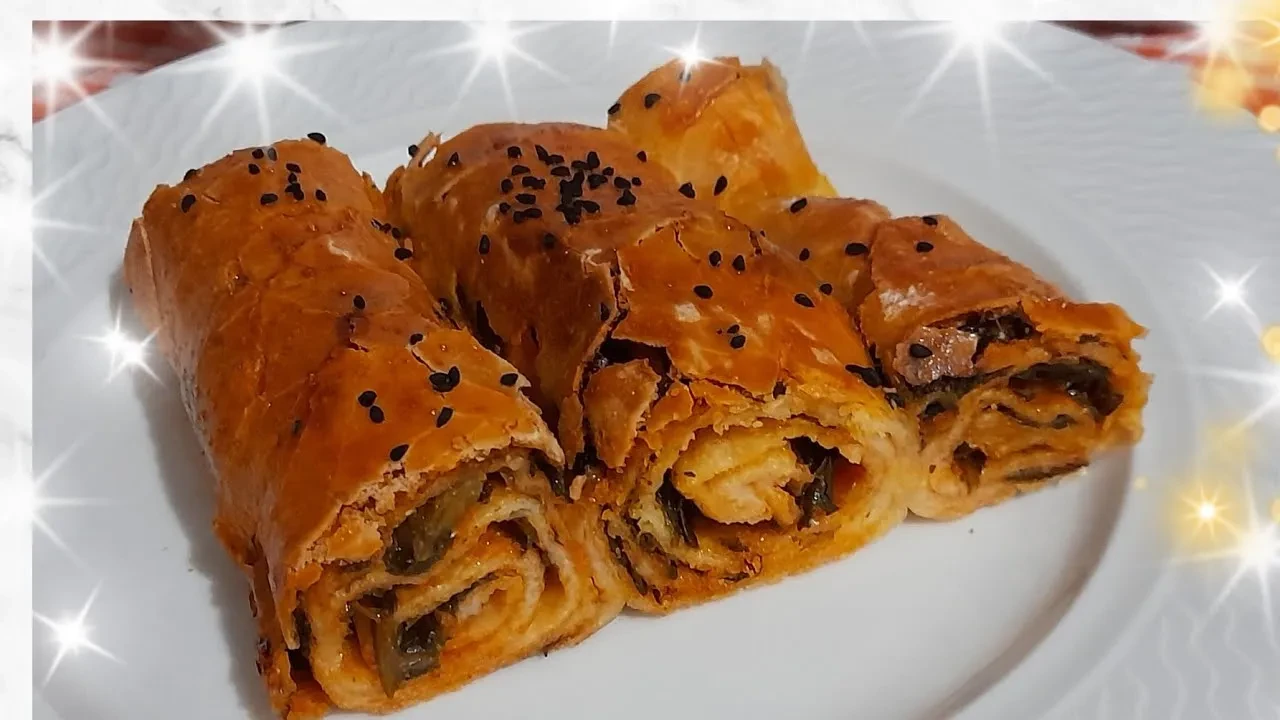 Sahur için glutensiz pirinç yufkasından yapılan kıymalı börek tarifi!