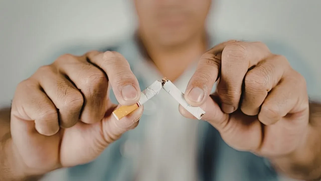 Sigara bırakmak çok kolay! Yanında tükettiklerini de bırakın