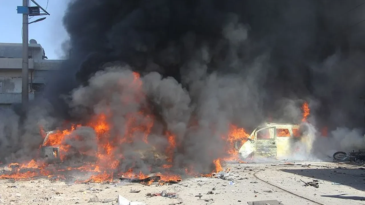 Suriye'nin Suveyda ilinde bombalı araç saldırısı