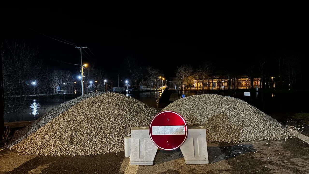 Trakya'da sel tehlikesi! Nehirler taştı, kırmızı alarm verildi