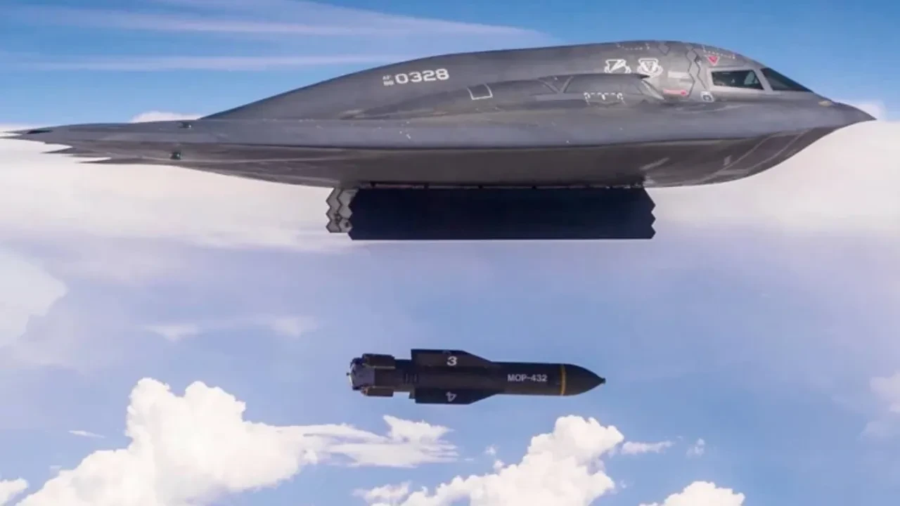 Trump'ın İran'a saldırı planı: Kara harekatı olmayacak havadan 'sürekli' bombalayacak!