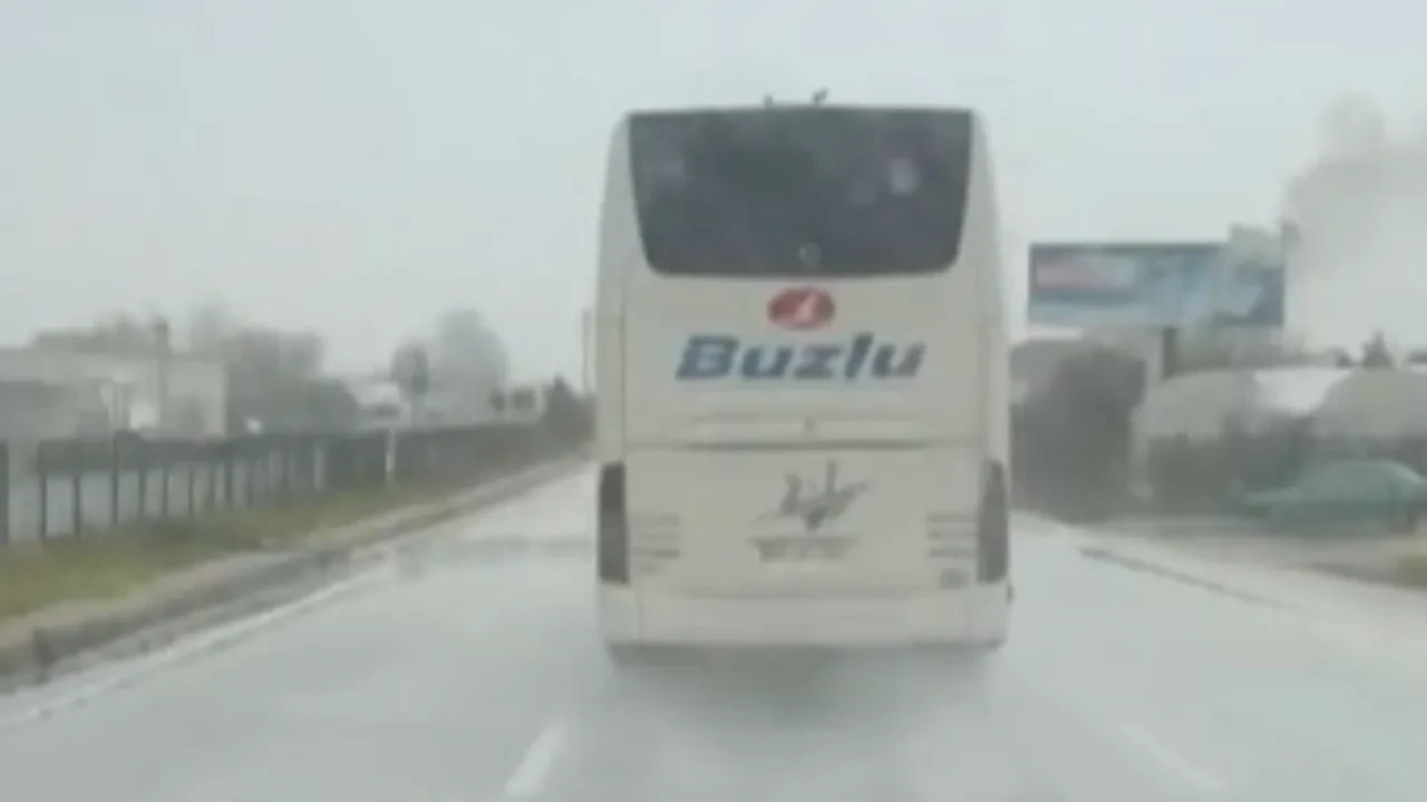 Antalya'da 10 kişinin öldüğü yolda yine aynı firma, aynı hız!