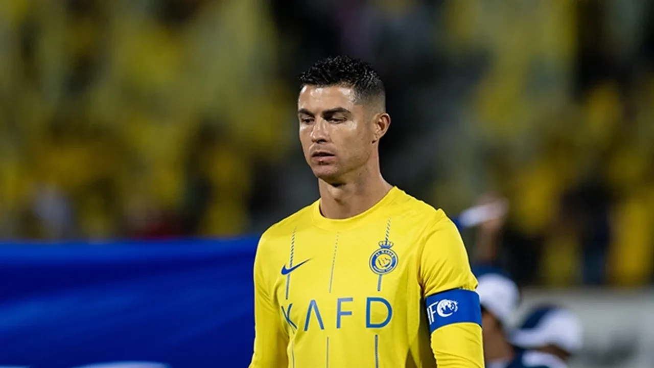 Cristiano Ronaldo tavrını koydu! Al-Nassr'da kriz: Formayı giymeyecek