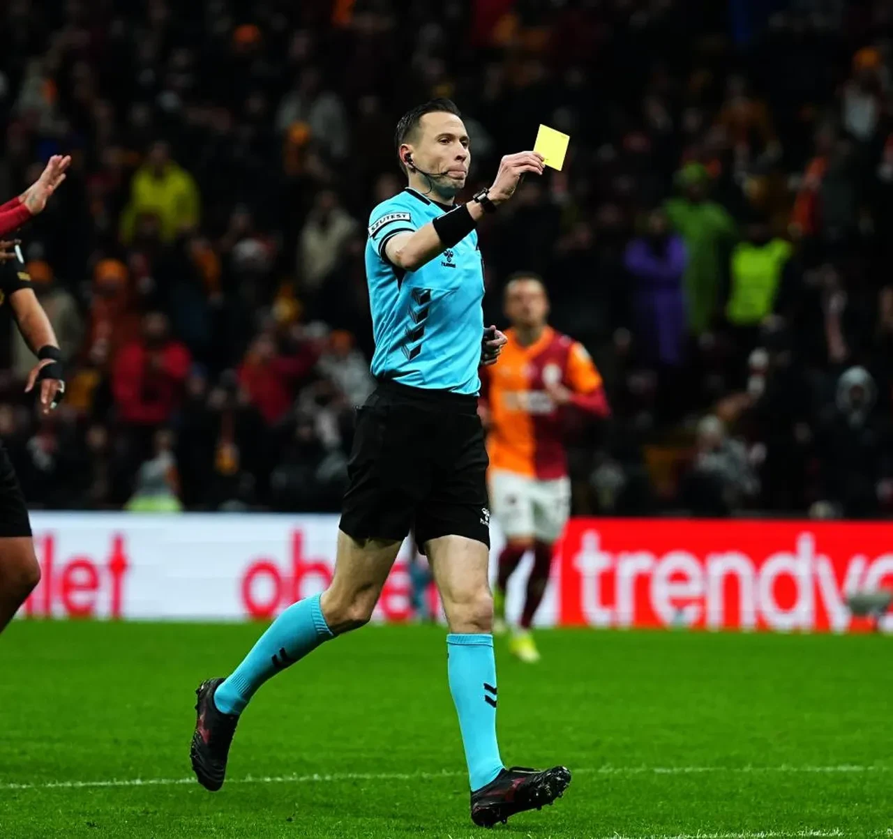 Galatasaray-Kayserispor maçında penaltı tartışması! Trio ekibi son noktayı koydu